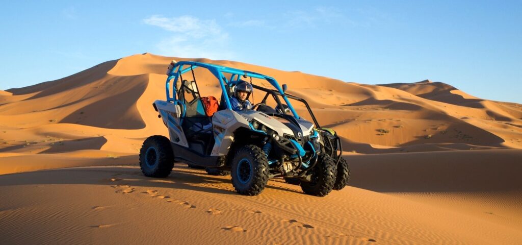 buggy-inside-dunes