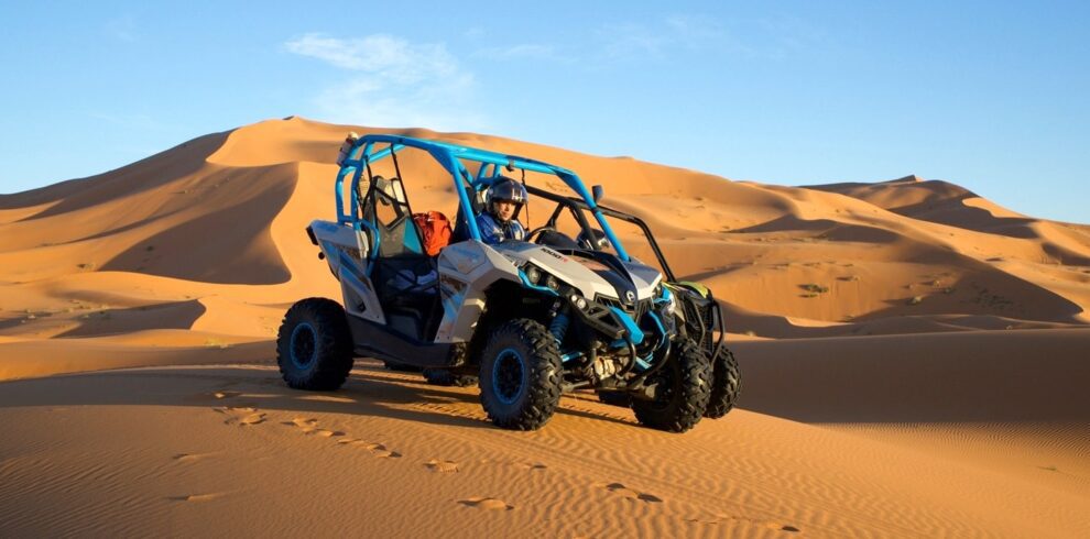 buggy-inside-dunes